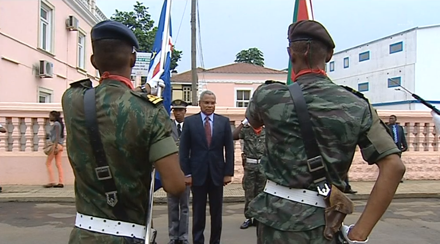 José Maria das Neves visita São Tomé e Principe