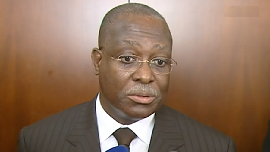 Tensão entre Portugal e Angola