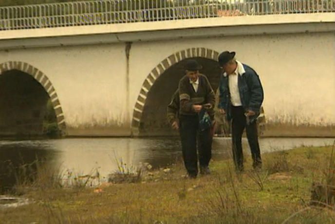 Instrumentos musicais artesanais