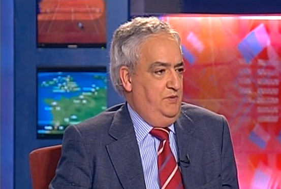 Cavaco Silva apoia governo, Santana Lopes candidato e crise câmara