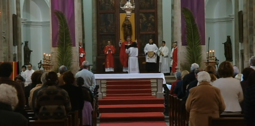 “Domingo de Ramos” celebrado com novo Bispo Dom João Lavrador