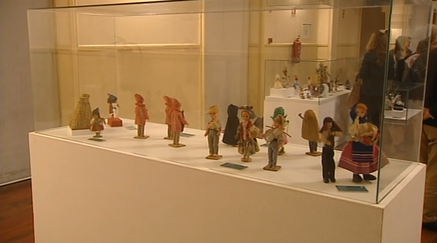 Exposição “Bonecas” no Coliseu Micaelense