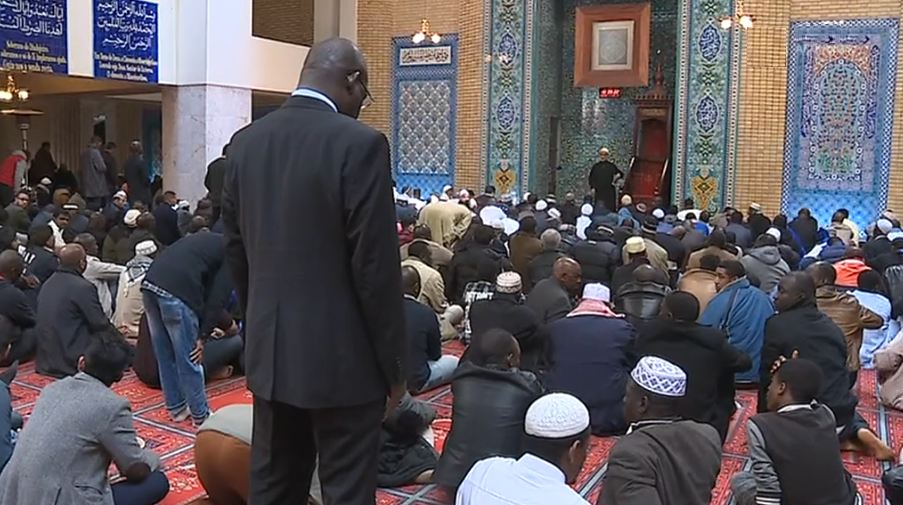 Homenagem às vítimas dos atentados de Bruxelas