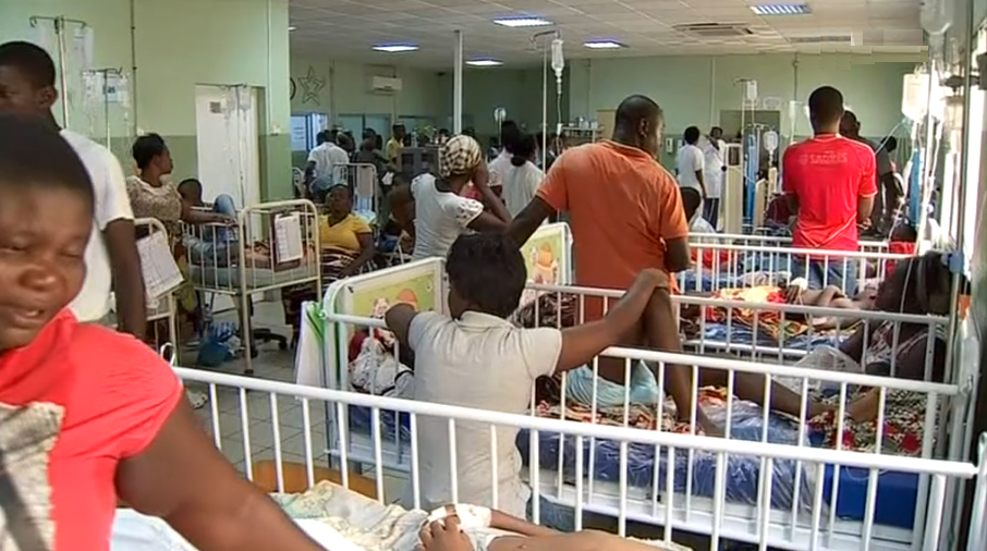 Hospital pediátrico em Luanda
