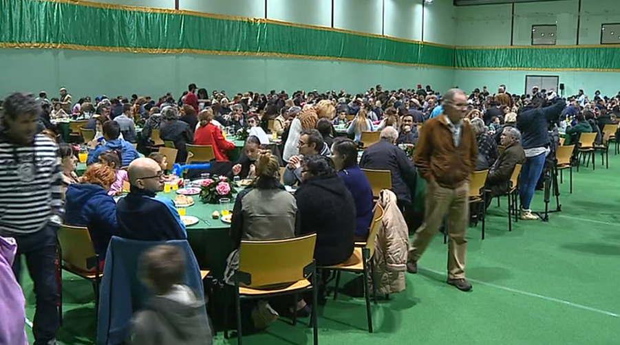 Jantar solidário de Páscoa