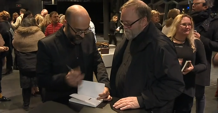 Valter Hugo Mãe apresenta livro “A Desumanização”