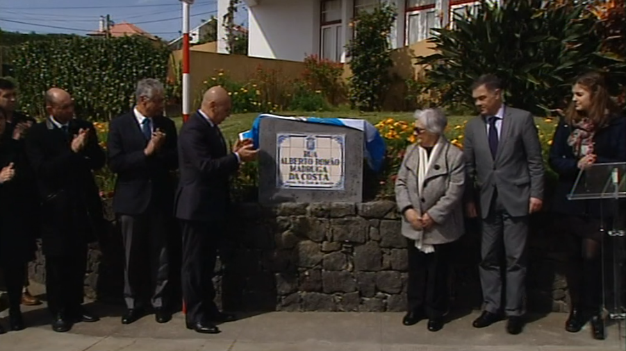 Homenagem a Madruga da Costa