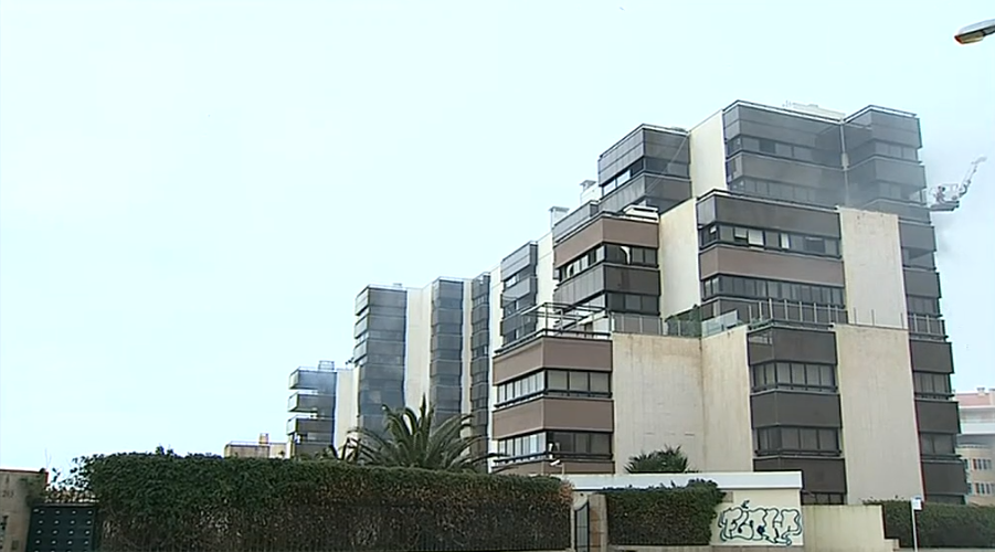 Causas do incêndio no prédio em Cascais