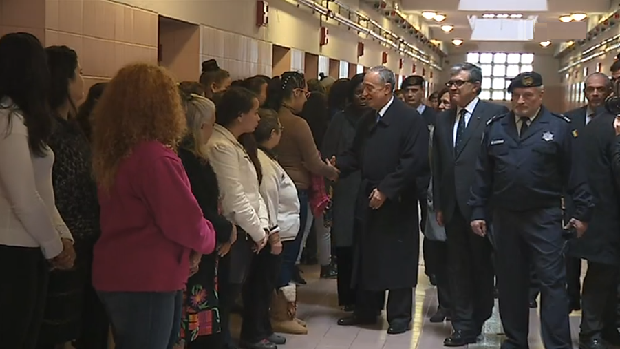 Presidente da República visita a cadeia de Tires