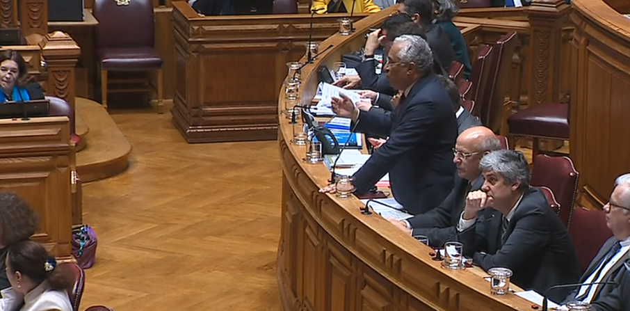 Nacionalização do Novo Banco na AR