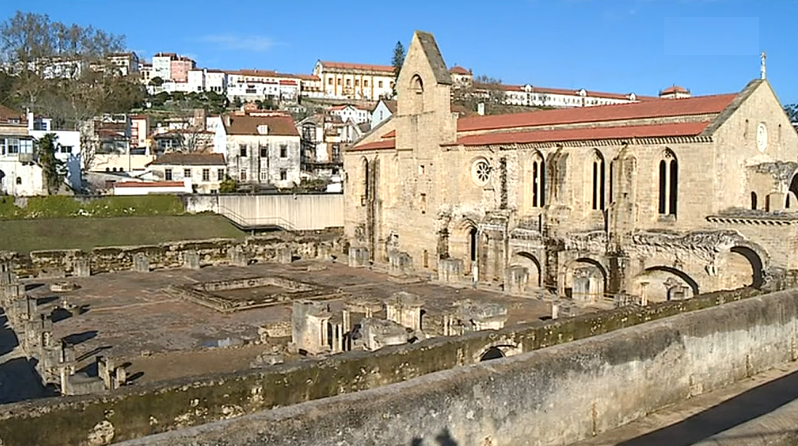 Obras de reabilitação do Mosteiro de Santa Clara-a-Velha