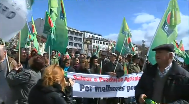Agricultores protestam em Braga