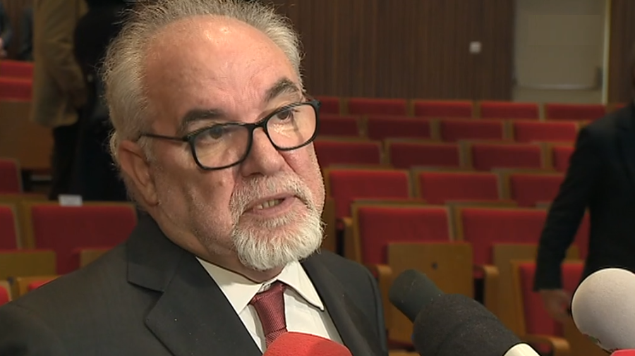 Salários caem em Portugal