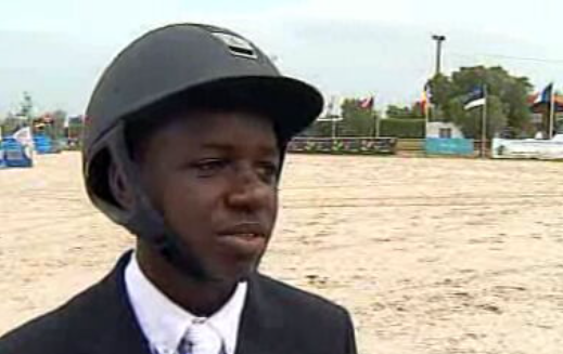 Hipismo: prova equestre com a participação de Angola