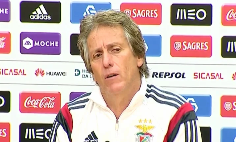 Conferência de Imprensa de Jorge Jesus