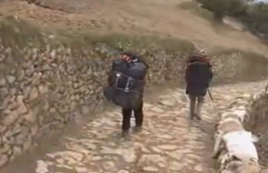 Portugueses na zona do Monte Everest