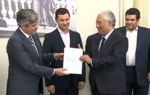 Grupo de economistas entrega ao PS propostas para o programa eleitoral