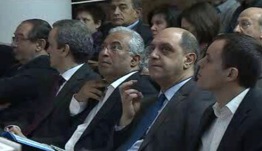 Eleições Presidenciais provocam divisão no PS