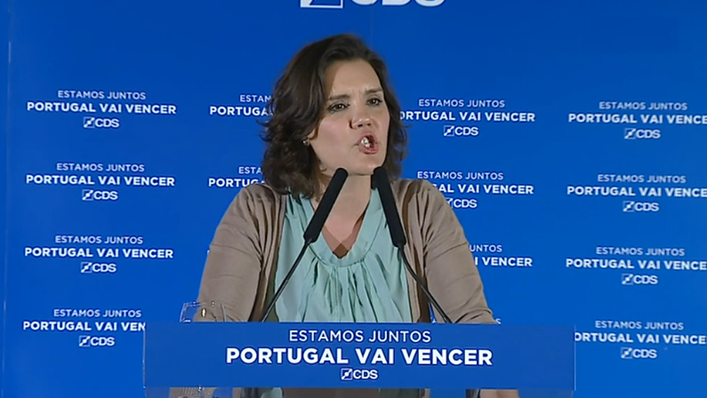 Assunção Cristas critica alterações à lei do arrendamento