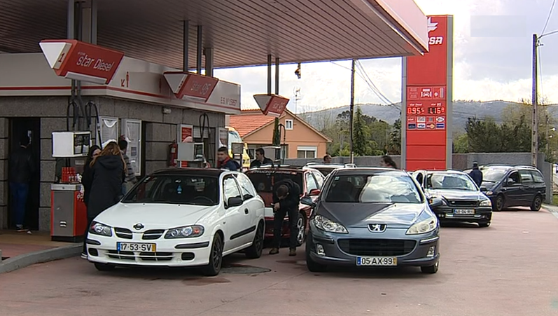 Protesto contra diferença no preço do combustível entre Portugal e Espanha