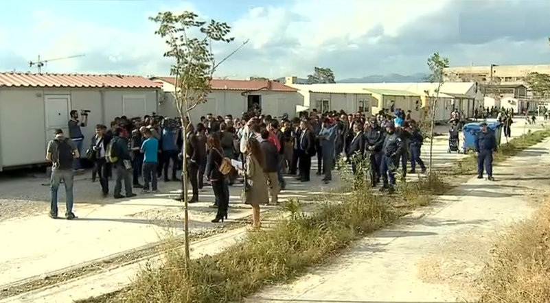 António Costa visita campo de refugiados na Grécia