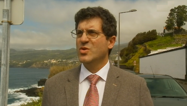 Arquivado processo contra presidente da câmara das Lajes