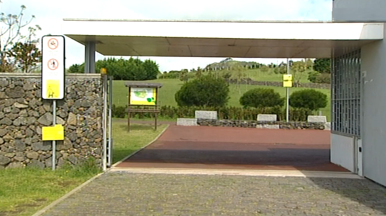 Vandalismo no Parque Urbano de Ponta Delgada