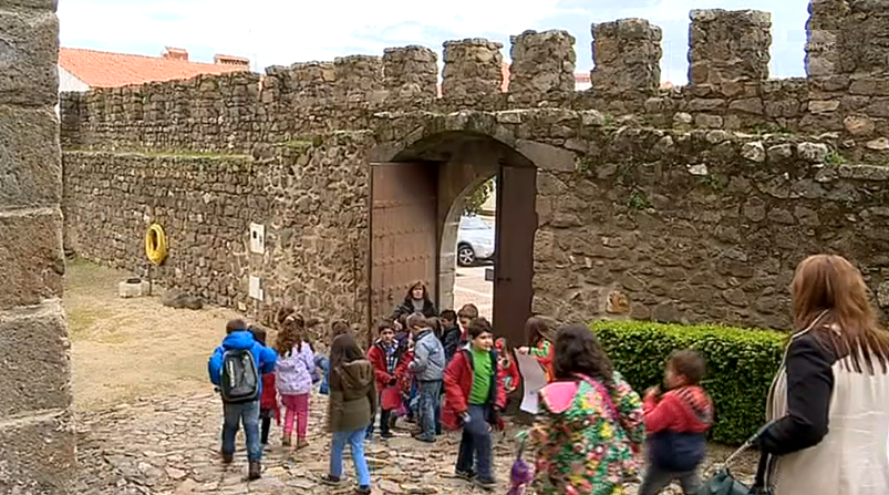 Visita de estudo ao castelo da Amieira do Tejo