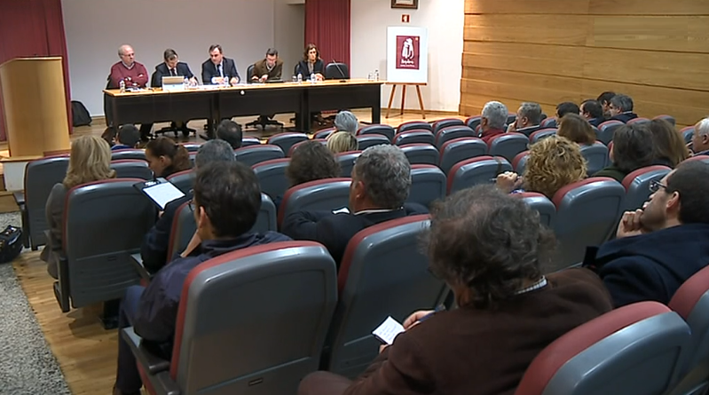 Contestação no ensino privado