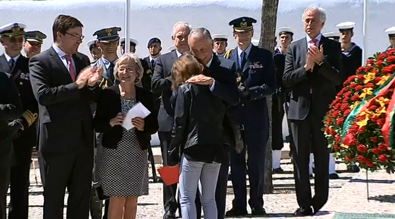 Atribuição de condecorações no 25 de Abril