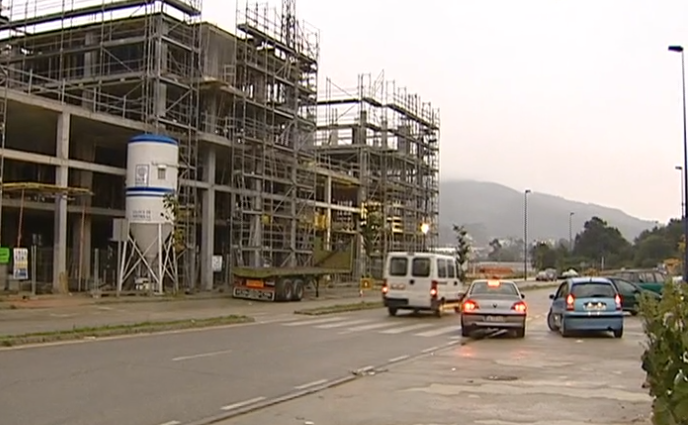 Quando por cá não há nada