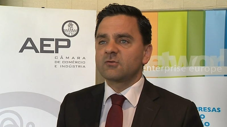 Comissão Europeia contra aumento do salário mínimo em Portugal