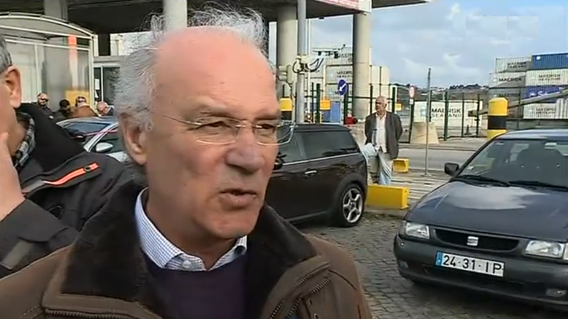 CGTP com estivadores do porto de Lisboa