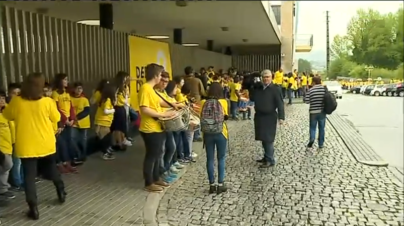 Manifestação contra a redução do financiamento ao ensino privado em Riba d´Ave