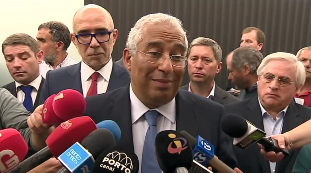 António Costa vaiado em Coimbra