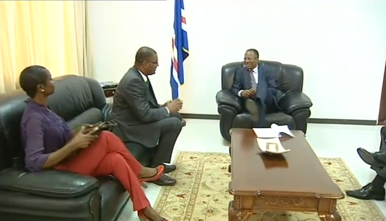 Ulisses Correia e Silva recebe partidos políticos em Cabo Verde