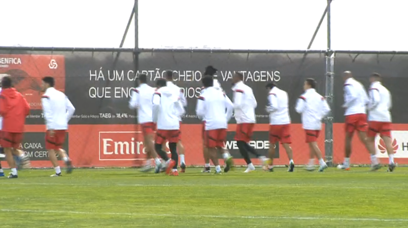 Futebol: treino do Benfica