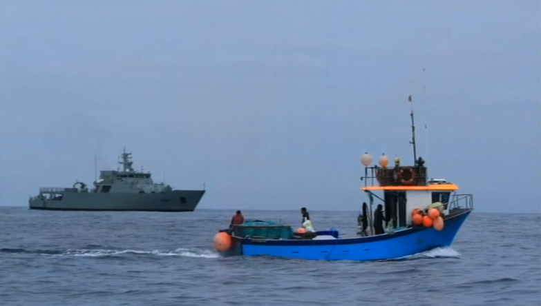Pesca ilegal no banco Dom João de Castro