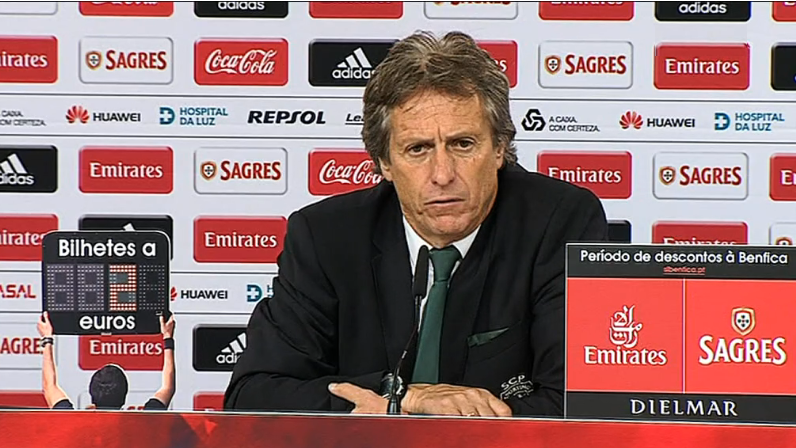 Futebol: Confronto entre Treinadores