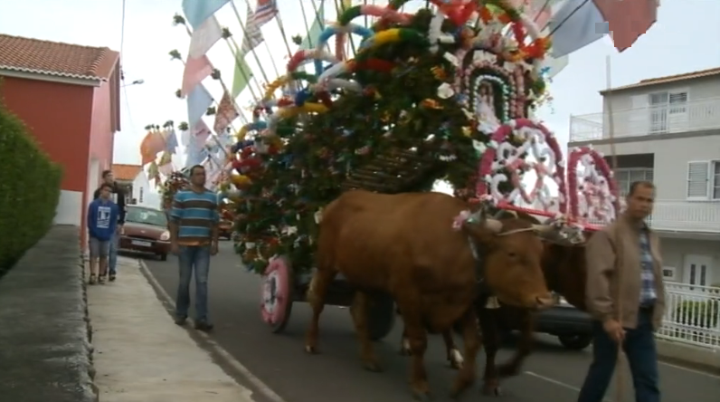 Mordomias em São Jorge nas Festas do Espírito Santo