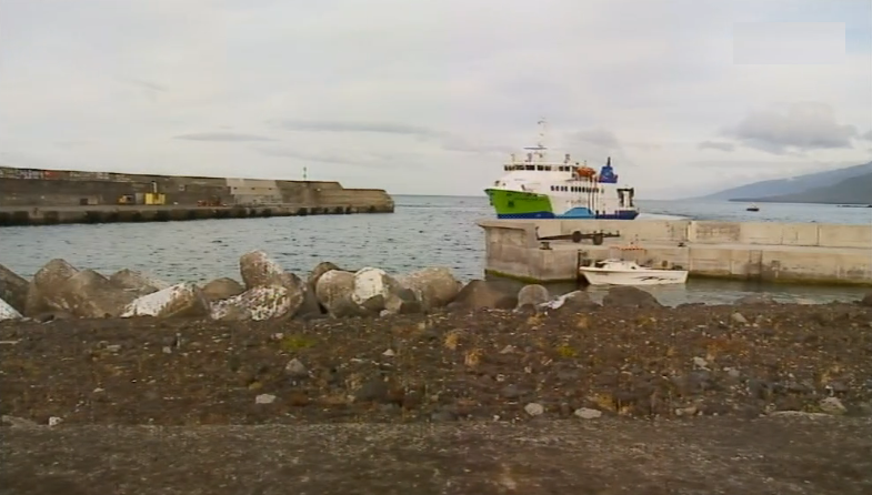 Atlânticoline retoma operações no porto de São Roque do Pico