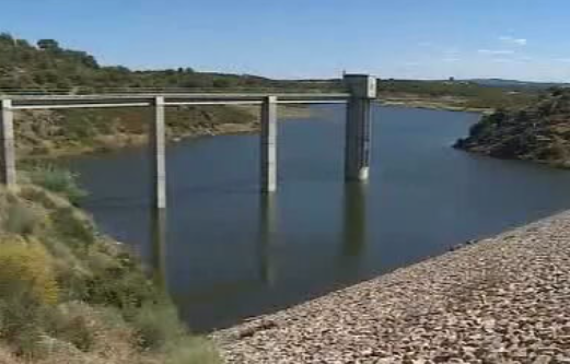 Construção de barragem