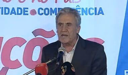 Criticas de Jerónimo de Sousa