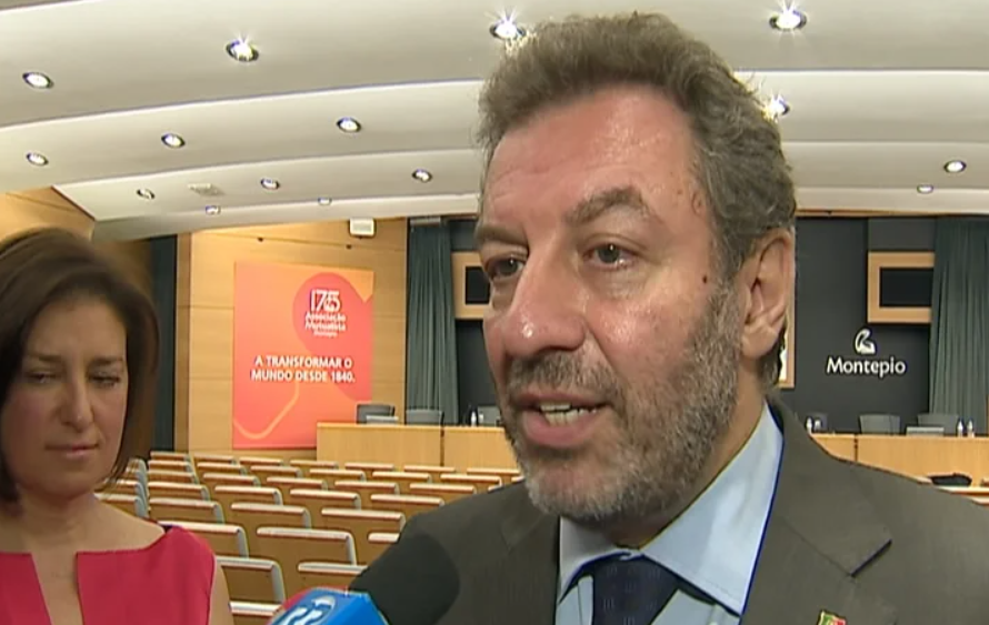 Nuno Crato sobre exames do sexto ano