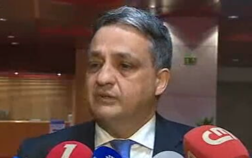 Contratações de médicos