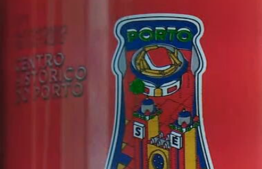 Imagem de marca do Porto em garrafas de bebida