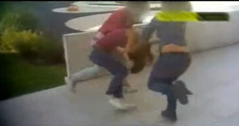 Violência entre adolescentes
