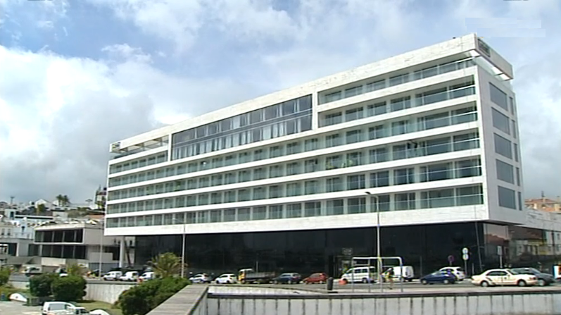 Abertura do Hotel Azor em Ponta Delgada