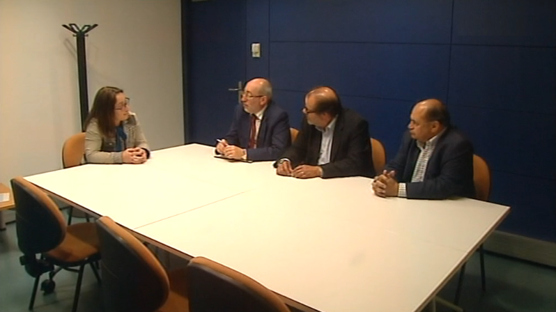 Deputado António Filipe no Aeroporto das Lajes