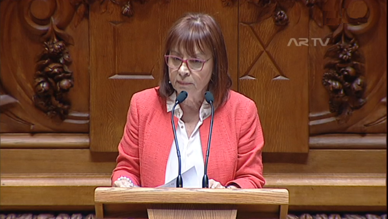 Debate parlamentar sobre o “Programa Simplex”